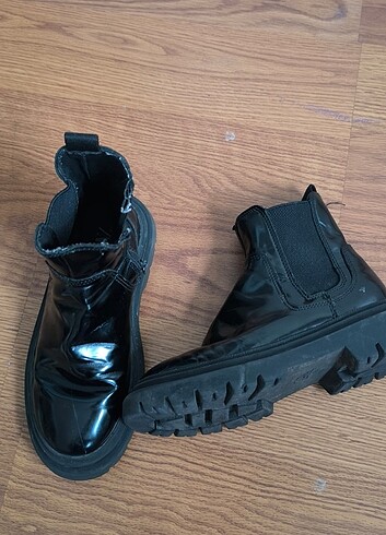 30 Beden Zara bot