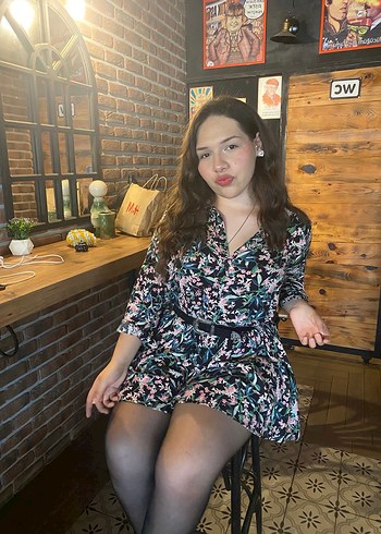 Uzun Kollu V Yakalı Mini çiçekli 
 Elbise - Görsel 2