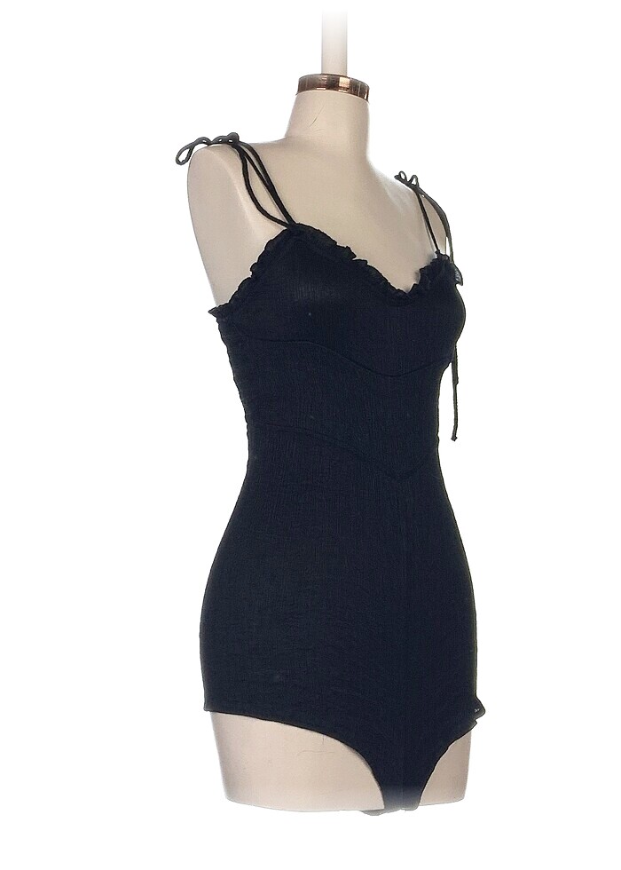 Bershka Kısa Tulum %70 İndirimli. - Görsel 2