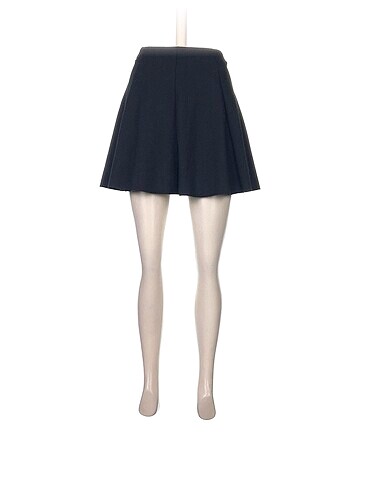 Bershka Mini Etek %70 İndirimli.