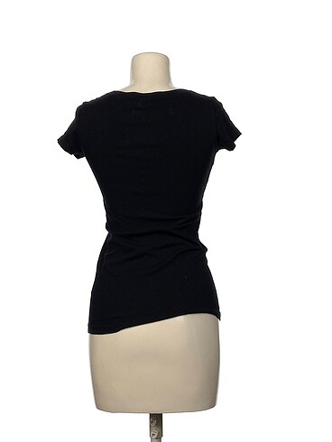 s Beden Guess Bluz %70 İndirimli.