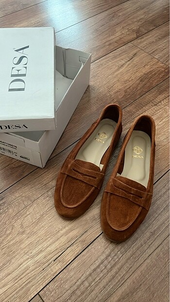 Desa loafer süet