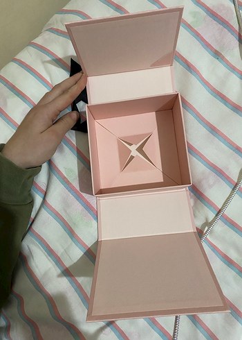 Pembe Pandora Kutusu Siyah Kurdeleli - Görsel 3