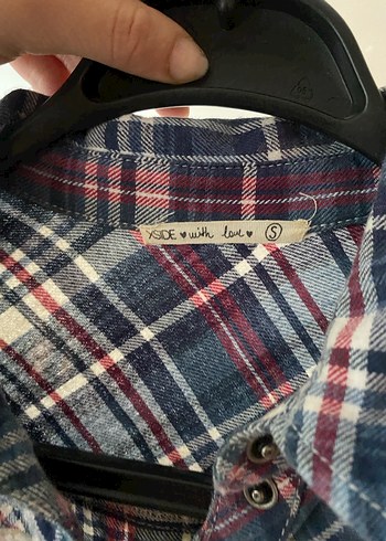 Düğmeli Uzun Kollu Kadın Kot Gömlek - Görsel 2