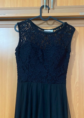 Dantel Detaylı Siyah Uzun Kadın Elbisesi - Görsel 4