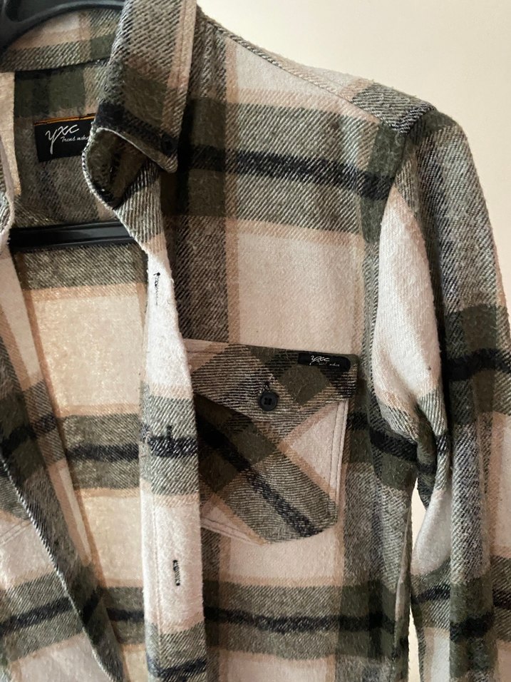 Düğmeli Uzun Kollu Ekose Yün Gömlek - Görsel 3