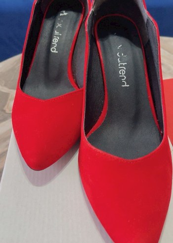 Kırmızı Tokalı Stiletto Kadın Ayakkabı - Görsel 2