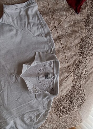 l Beden beyaz Renk 2 adet Beymen Lacoste tişört