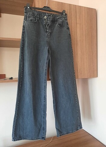 gri siyahimsi jean