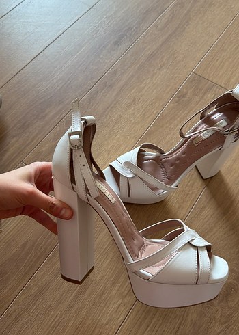 39 numara Gelin ayakkabısı Tokalı Kadın Topuklu Ayakkabı - Görsel 2