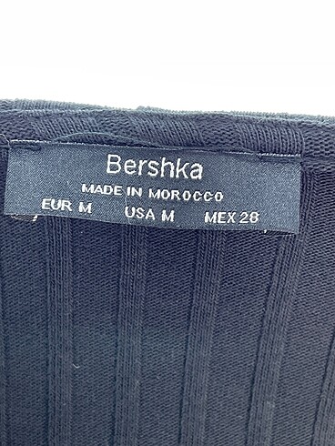 m Beden siyah Renk Bershka Bluz %70 İndirimli.