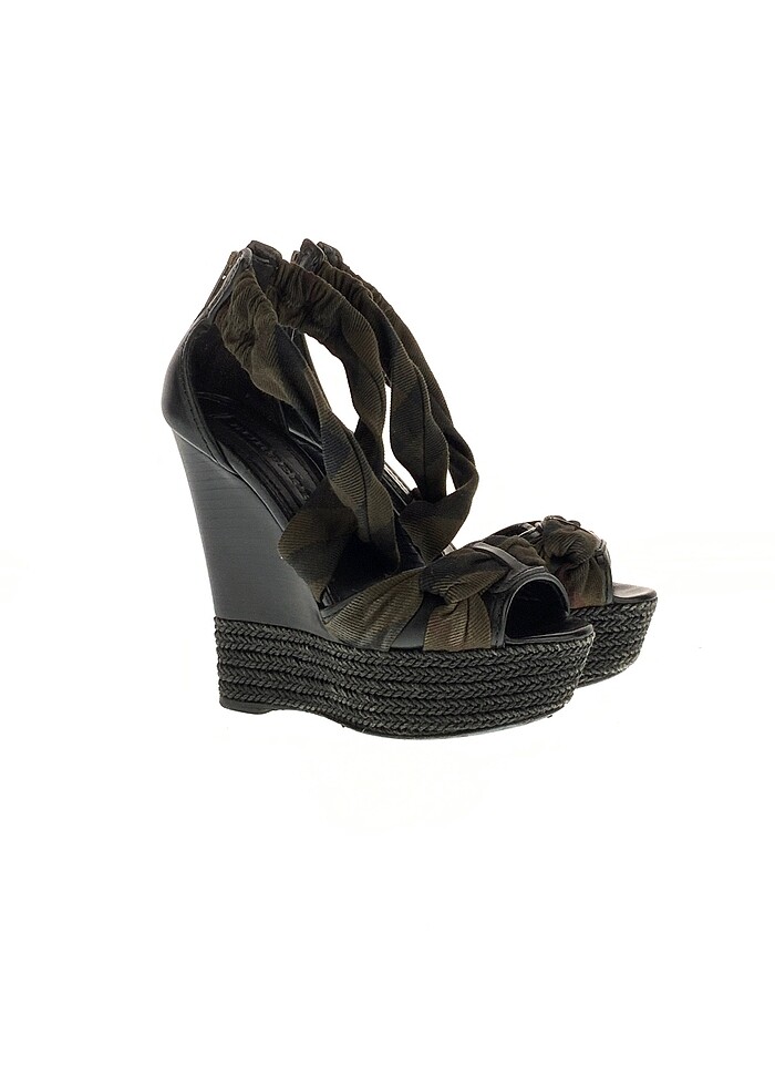 Burberry Dolgu Topuk p İndirimli. - Görsel 2