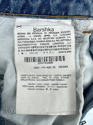 36 Beden çeşitli Renk Bershka Jean / Kot %70 İndirimli.