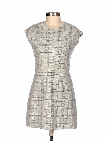 Zara Kısa Elbise %70 İndirimli.