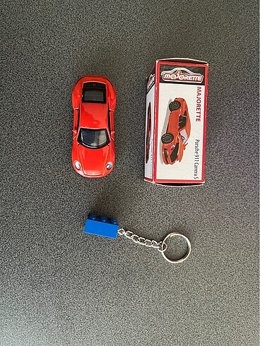 Majorette Porsche ve Lego