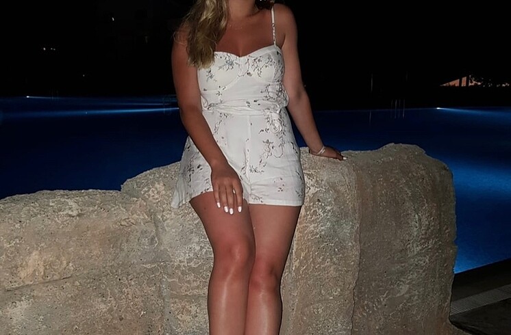 m Beden beyaz Renk Kısa tulum