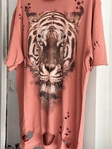 universal Beden kahverengi Renk Aslan figürlü oversize salaş Tshirt ????????????
