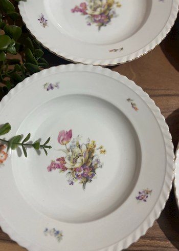 Pastel Çiçek Desenli Beyaz Tabak Seti - Görsel 7