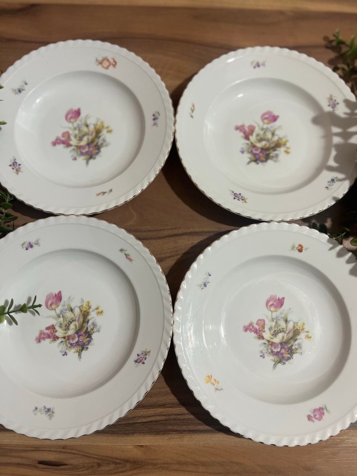 Pastel Çiçek Desenli Beyaz Tabak Seti - Görsel 4