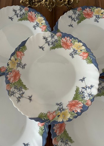 Pastel Mavi Çiçek Desenli Porselen Tabak Seti - Görsel 5