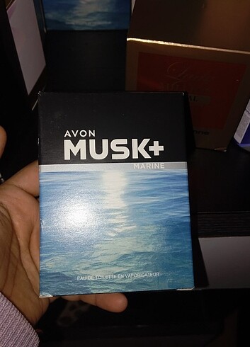 Avon musk 
