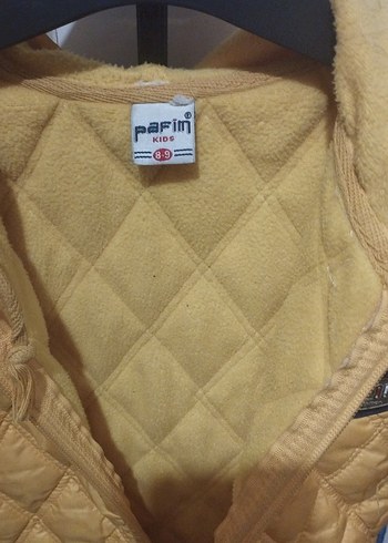 Sarı Kapüşonlu Erkek Çocuk Mont - Görsel 4