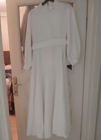 beyaz elbise 