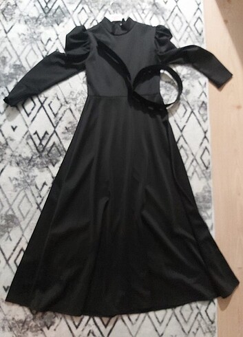 36 Beden siyah elbise 