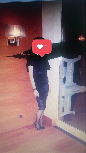 Diğer Kayık yaka kadife gece elbisesi