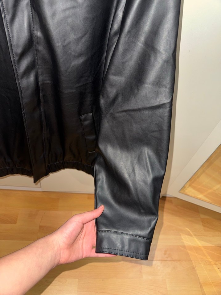 Düğmeli Siyah Deri Kadın Ceket - Görsel 4