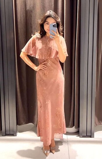 Zara pelerin katman desenli uzun gece elbisesi viral yeni sezon