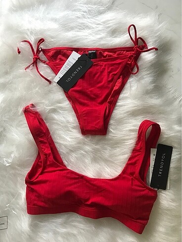 Üst beden 38 alt beden 36 kırmızı bikini
