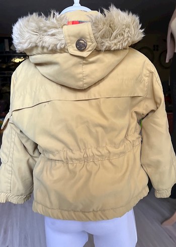 Kürklü Kapüşonlu Erkek Çocuk Bej Mont - Görsel 5