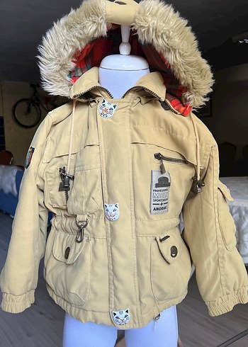 Kürklü Kapüşonlu Erkek Çocuk Bej Mont - Görsel 2