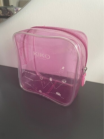 Kiko Makyaj çantası