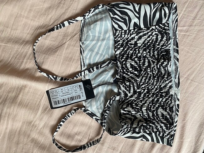 Trendyol & Milla zebra crop üst
