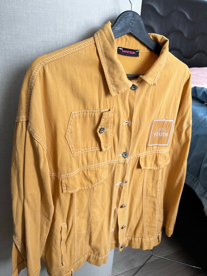 Sarı Düğmeli Midi Ceket - Görsel 5