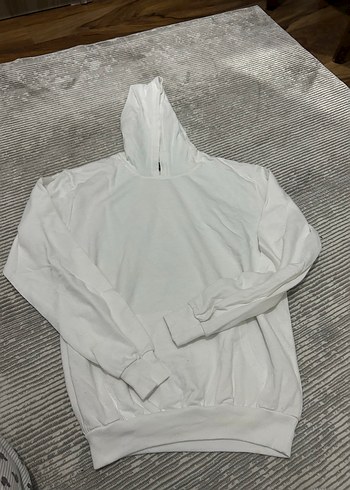 Kadın Beyaz Kapüşonlu Uzun Kollu Sweatshirt