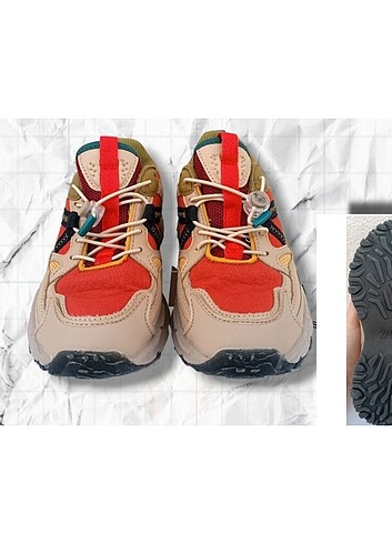 33 Beden Zara çocuk spor ayakkabı
