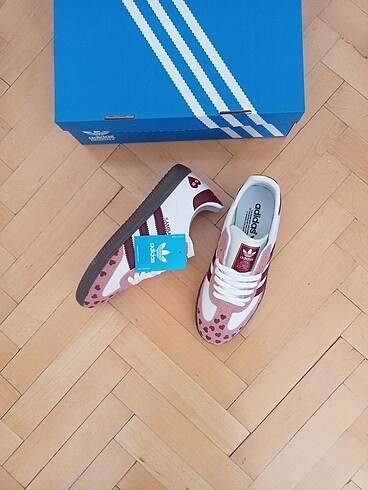 Adidas ADİDAS SAMBA KALPLİ