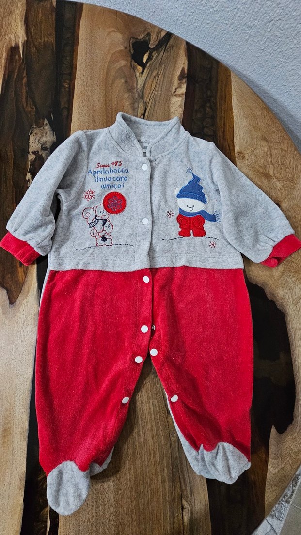 6-9 ay Uzun Kollu Gri Kırmızı Bebek Tulum - Görsel 2