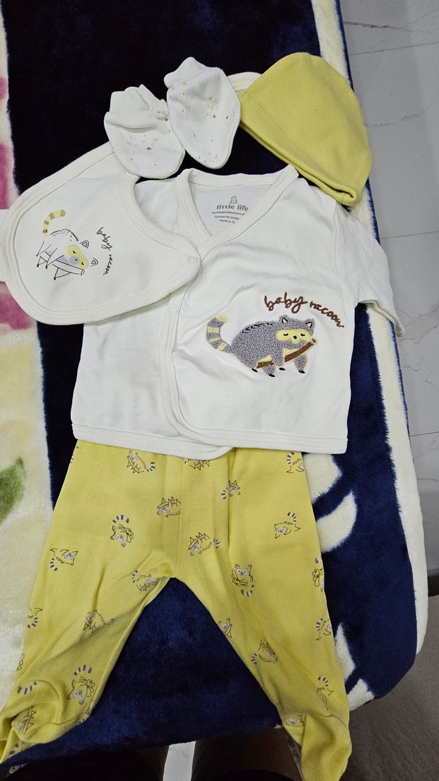 e bebek 5 li hastane çıkışı - Görsel 4