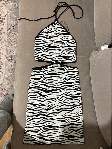 Bershka elbise