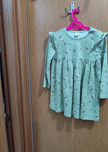 LC Waikiki Uzun Kollu Fırfırlı Kız Çocuk Elbisesi