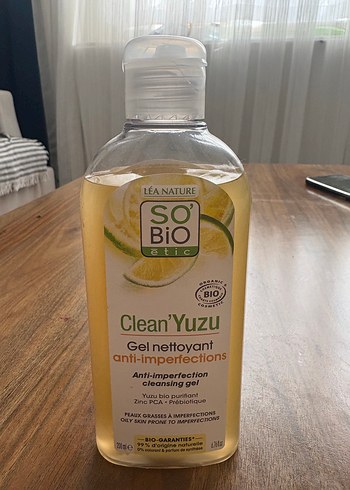 Beden SO'BiO arındırıcı yüz temizleme jeli