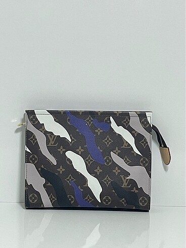 Louis Vuitton LOUIS VUITTON MONOGRAM POCHETTE VOYAGE MM BAG