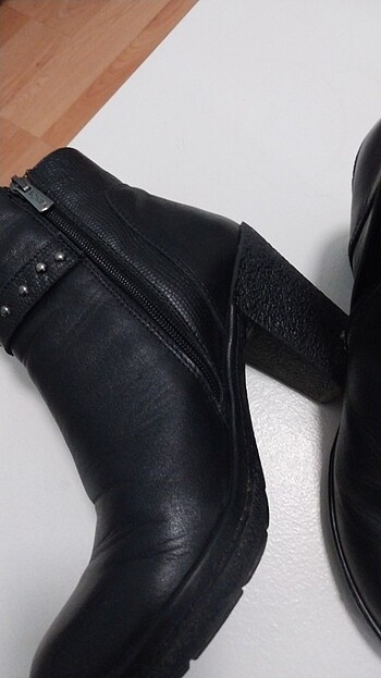 Deri bot - Görsel 2