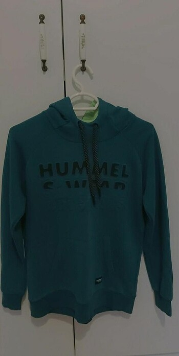 hummel sweatshirt