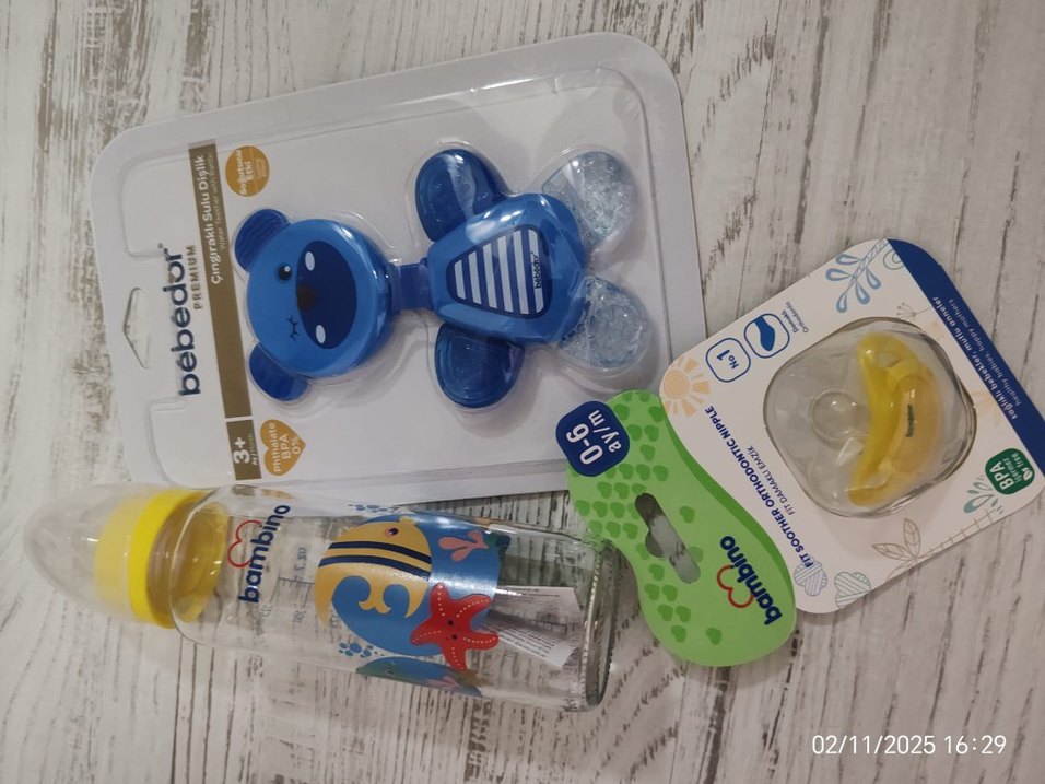 Bebek Mavi Biberon ve Diş Kaşıyıcı emzik - Görsel 5