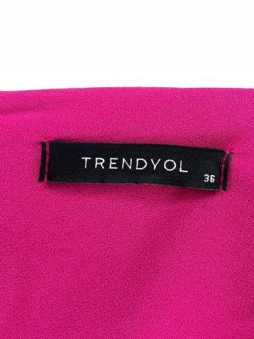 36 Beden pembe Renk Trendyol & Milla Kısa Elbise %70 İndirimli.